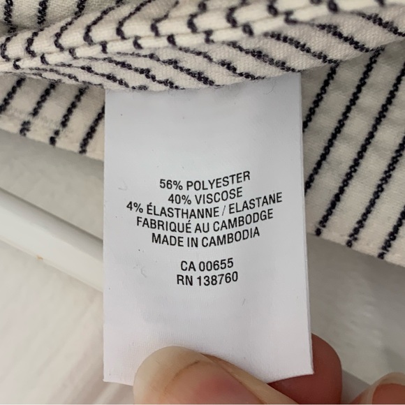 REITMANS Black and White Striped Cropped Pants Women’s Size 10 Regular - Picture 7 of 7